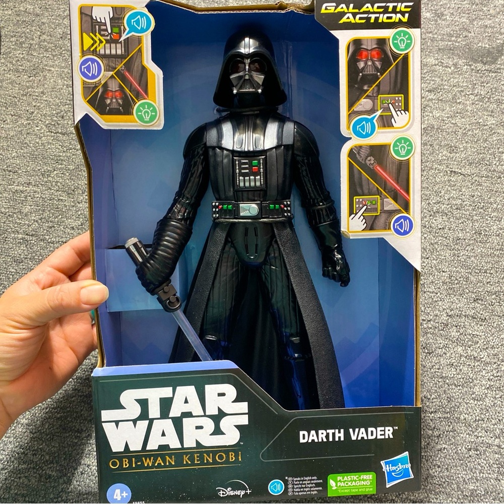 Star Wars Obi Wan Kenobi Galactic Action DARTH VADER Interactive Action Figure